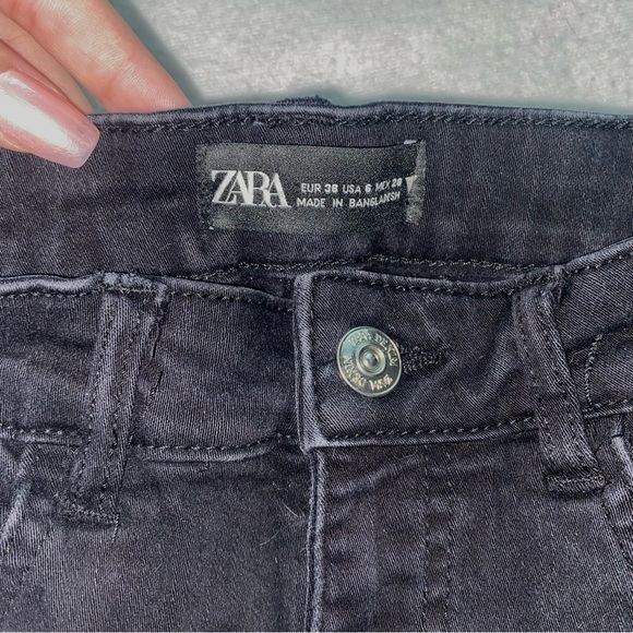 Zara Jeans - Picture 2 of 4
